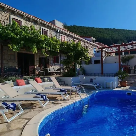 Stone With Sea View And Pool Smokvica